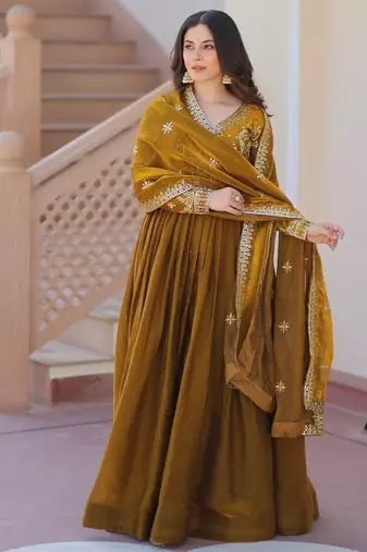 mehendi color fendi kurta with sequins & zari embroidery
