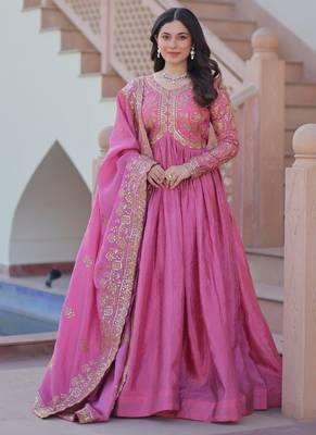 pink gold crush embroidered anarkali set 1