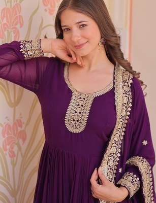 purple faux blooming anarkali with dupatta 3