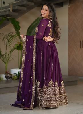 purple faux blooming designer anarkali set with dupatta 4