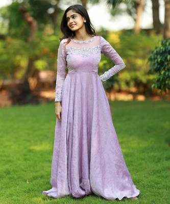 Lilac hand embroidered anarkali in fendi silk with dupatta 1