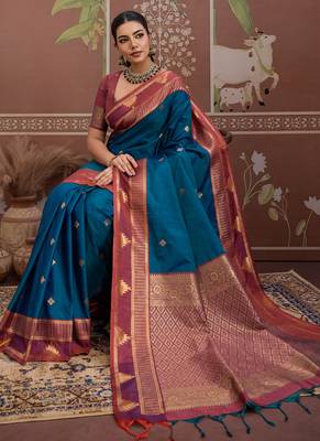 Peacock blue tussar silk handloom weaving temple border saree 2