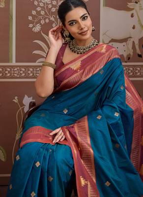 Peacock blue tussar silk handloom weaving temple border saree 3