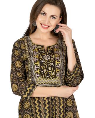  black cotton three quarter sleeves long kurta 3