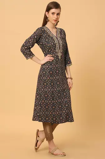 black viscose three quarter sleeves long kurta
