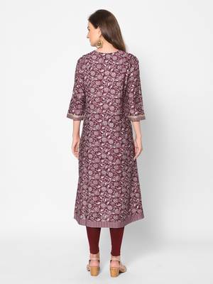  maroon viscose three quarter sleeves long kurta 2