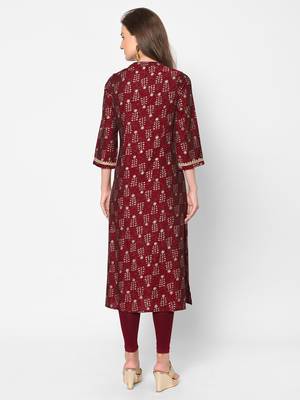 maroon polyester blend three quarter sleeves long kurta 2