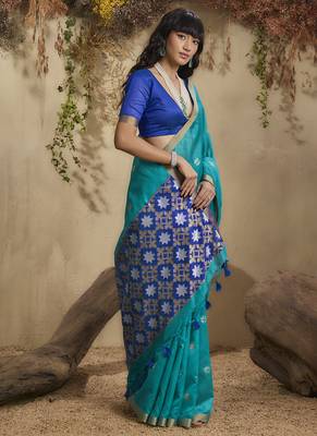 Sky blue patola tussar silk handloom weaving saree 3