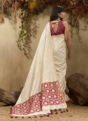 White patola tussar silk handloom weaving saree 2