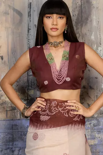 Dark brown & off white munga cotton handloom weaving saree