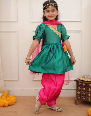 Green woven lurex silk top with afgani salwar and dupatta set for girls 3