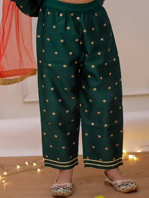 Green woven taffeta anarkali-pant with dupatta set for girls 5