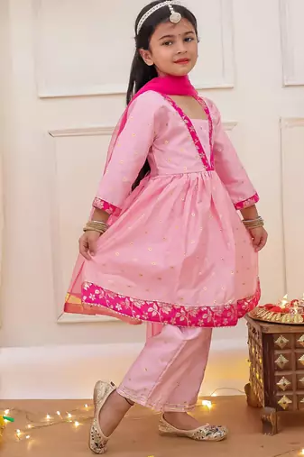 Pink woven taffeta anarkali-pant with dupatta set for girls