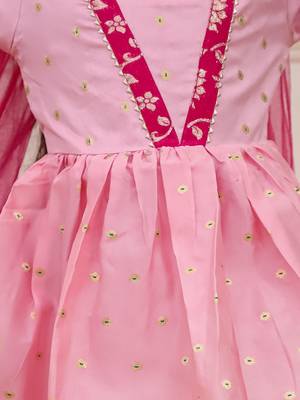 Pink woven taffeta anarkali-pant with dupatta set for girls 4