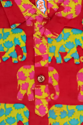 Red elephant print cotton kurta with lungi set for boy