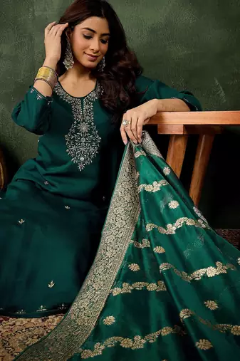 Green women kurta pant dupatta set