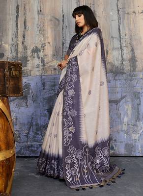 Cotton blend cream & navy blue saree 2
