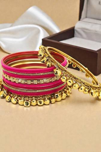 Set of 13 gold plated ghungroo rani velvet chuda set