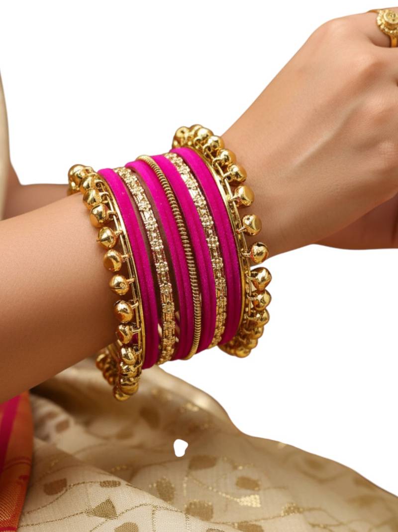 Set of 13 gold plated ghungroo rani velvet chuda set