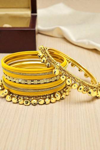 Set of 13 gold plated ghungroo yellow velvet chuda set