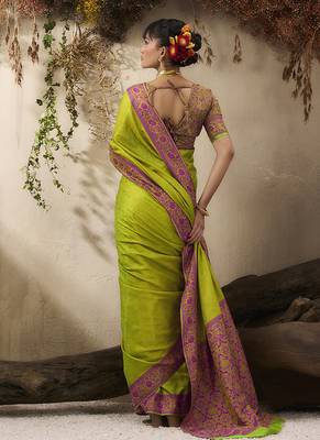 parrot green woven kanjivaram art silk blend saree 3