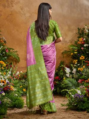 woven work art silk blend lilac saree 3