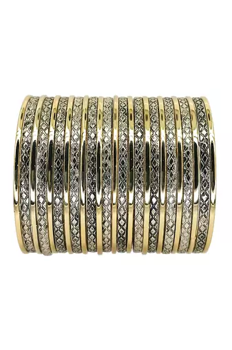 Two toned set of 25 lattice pattern bangle set