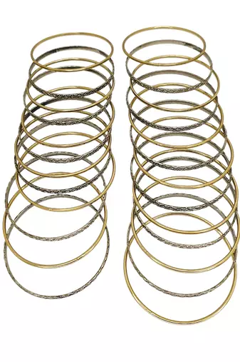 Two toned set of 25 lattice pattern bangle set