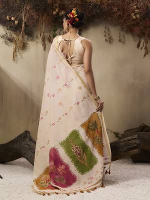 Cotton blend woven cream saree 3