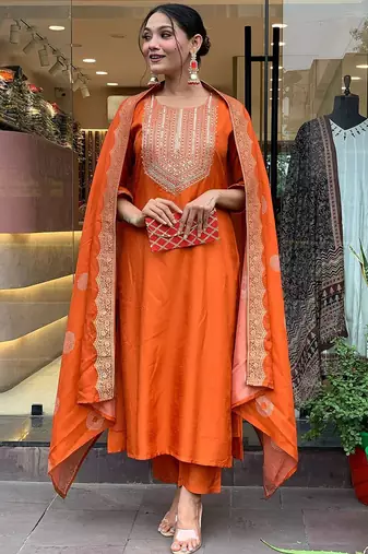 Chanderi embroidered kurta set in orange