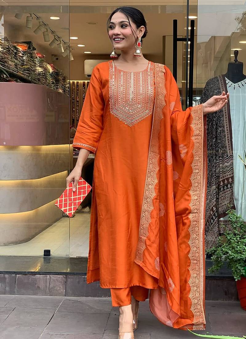 Chanderi embroidered kurta set in orange