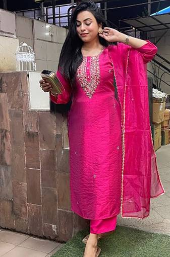 Rani pink viscose chanderi embroidered ready made kurta set