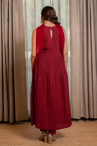 Maroon aari anarkali with pant and dupatta (set of 3)