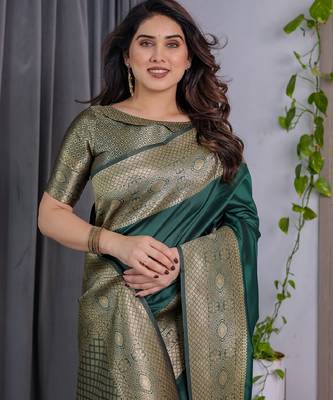 green silk blend banarasi saree with unstitched blouse piece 5