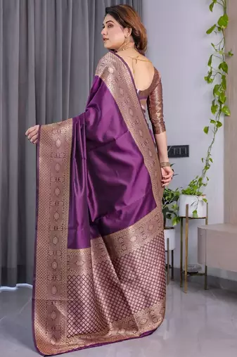 wine silk blend banarasi saree with unstitched blouse piece