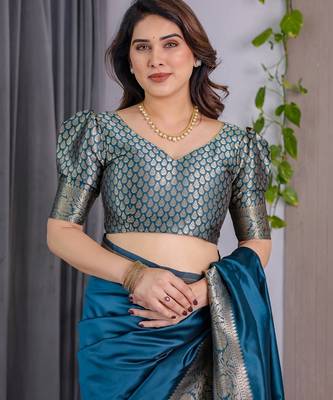 turquoise silk blend banarasi saree with unstitched blouse piece 5