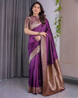 wine silk blend banarasi saree with unstitched blouse piece 2