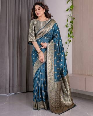 turquoise silk blend banarasi saree with unstitched blouse piece 2