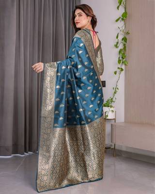 turquoise silk blend banarasi saree with unstitched blouse piece 3
