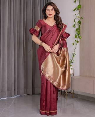 maroon silk blend banarasi saree with unstitched blouse piece 2