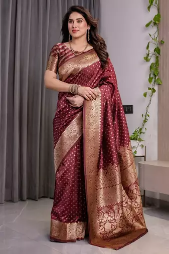 maroon silk blend banarasi saree with unstitched blouse piece