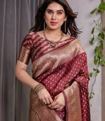 maroon silk blend banarasi saree with unstitched blouse piece