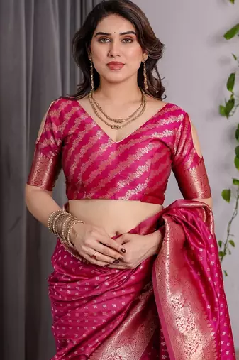pink silk blend banarasi saree with unstitched blouse piece