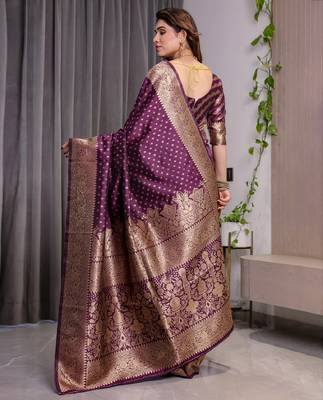 wine silk blend banarasi saree with unstitched blouse piece 3