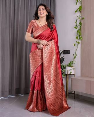 red silk blend banarasi saree with unstitched blouse piece 3