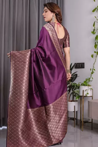 wine silk blend banarasi saree with unstitched blouse piece