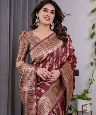maroon silk blend banarasi saree with unstitched blouse piece 5