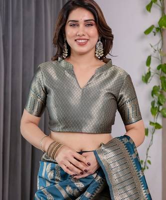 turquoise silk blend banarasi saree with unstitched blouse piece 4