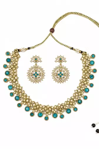 Gold plated traditional kundan-style necklace set with earrings & maangtikka
