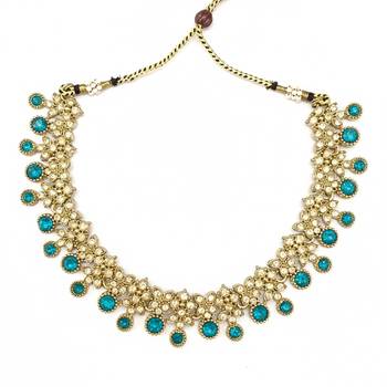 Gold plated traditional kundan-style necklace set with earrings & maangtikka 4